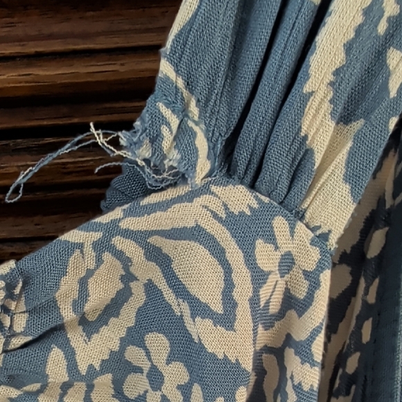 Angie Blue and Cream Paisley Maxi Dress - Picture 4 of 4